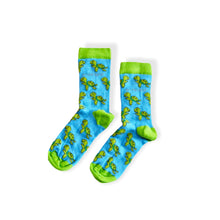 Load image into Gallery viewer, &#39;Save The Turtles&#39; Bamboo Socks for Kids • READY TO SHIP •
