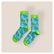 Load image into Gallery viewer, &#39;Save The Turtles&#39; Bamboo Socks for Kids • READY TO SHIP •
